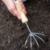 Garden Tools * | Gardener'S Lifetime 5-Tine Cultivator With Short Handle